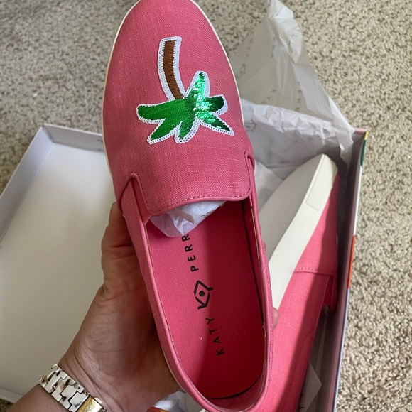 Katy Perry textured canvas palm tree slip on shoes - Picture 4 of 4